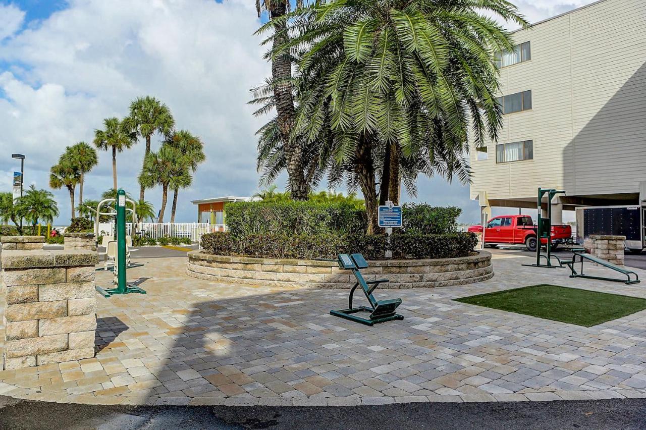 412-Amazing Views, Waterfront, Wifi, Pool, Close To Bucs Stadium Apartman Tampa Kültér fotó